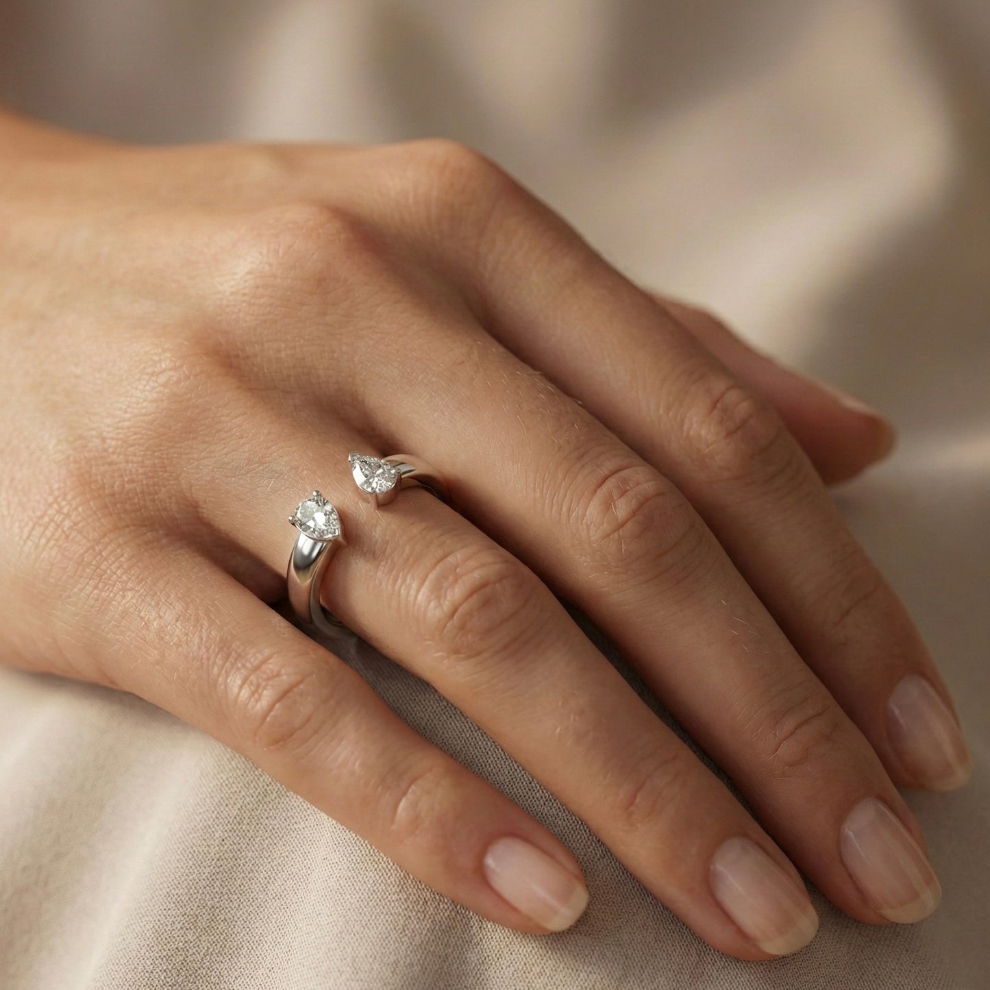 Anello Gocce a Bacio