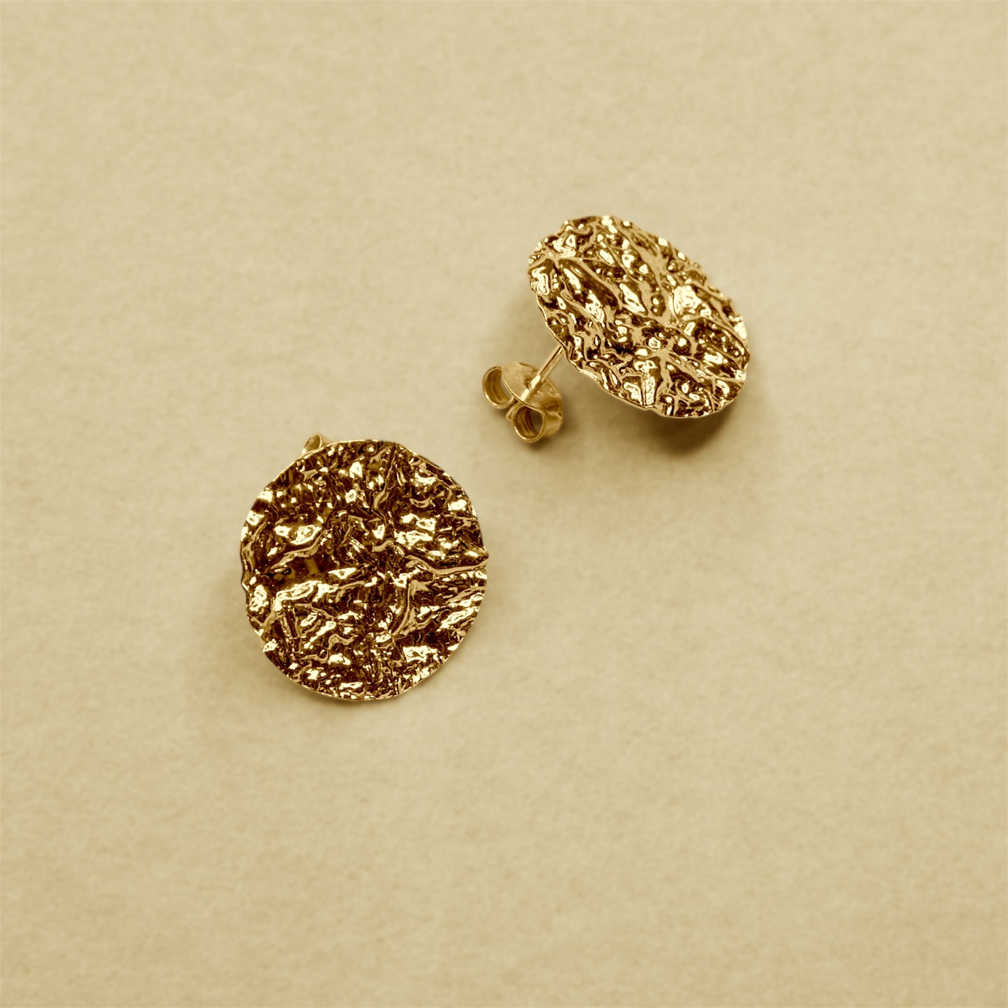 Orecchini Bottone Martellato